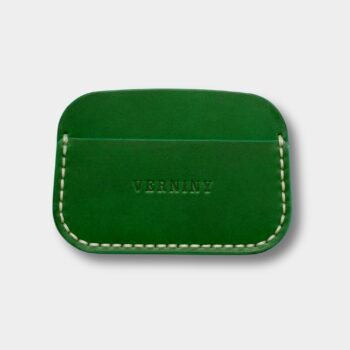Kožená peňaženka na karty Green 002 – biele šitie, ručná výroba Verniny