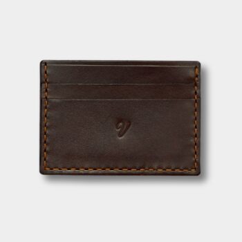 Malý cardholder do vrecka z hnedej kože – predná strana